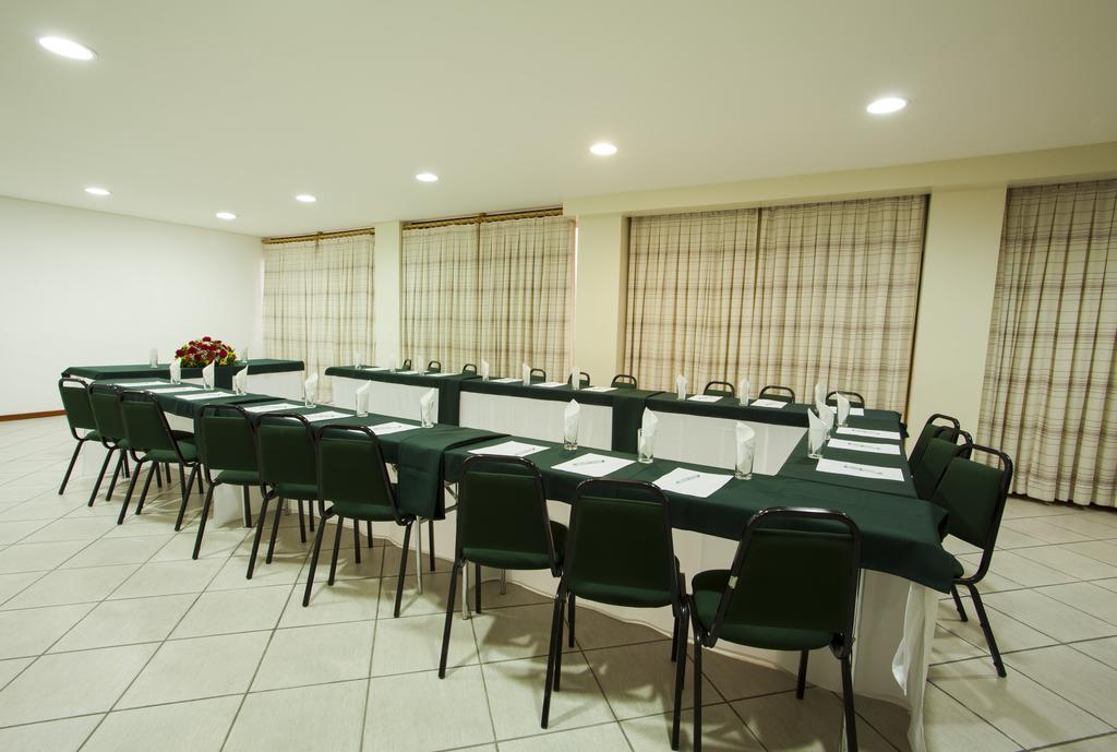 Hotel Nikko Curitiba Luaran gambar
